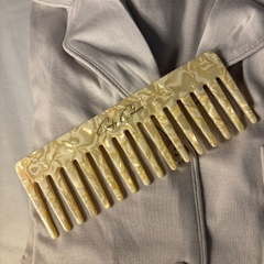 Detangling hair comb